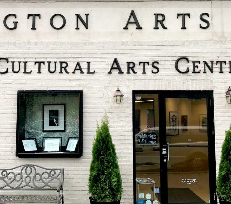 Huntington-Arts-Council-by-RK-crop-stroke